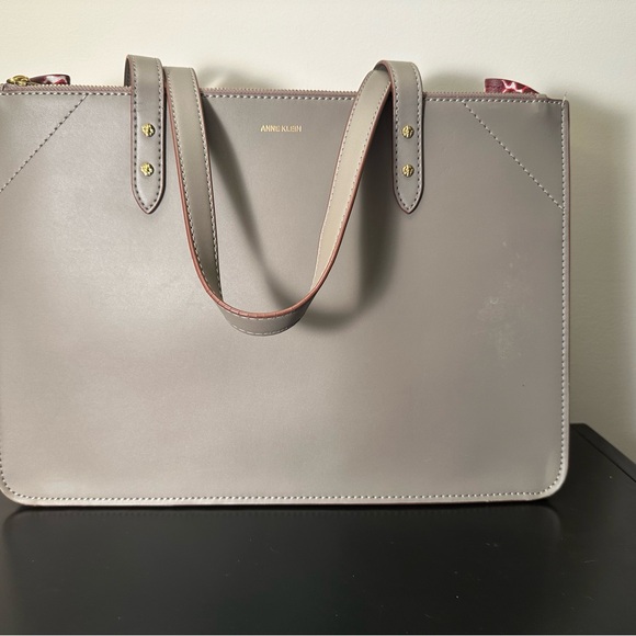 NWOT Grey Anne Klein Tote - Picture 3 of 6